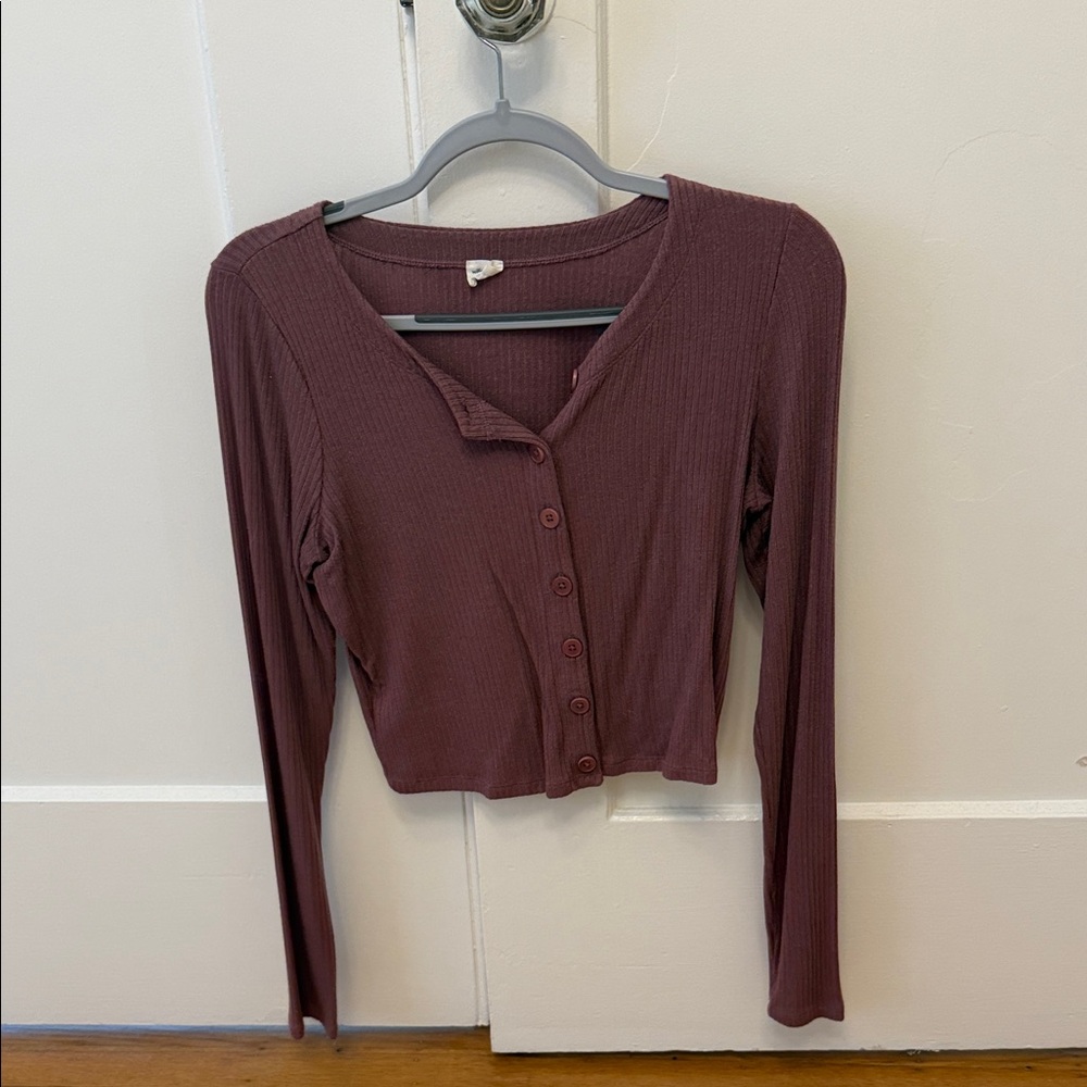 Wilfred Mauve Ribbed Button-Front Long Sleeve Crop Top